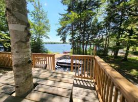 Leland’s Lakehouse, hotel pentru familii din Wolfville