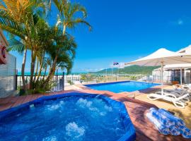 Ocean Views at Whitsunday Terraces Resort, Hotel in Airlie Beach