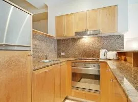 Fantastic location - apartment in Sydney CBD BON02617