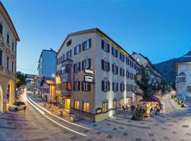 Hotel Goldener Löwe, hotel v destinaci Kufstein