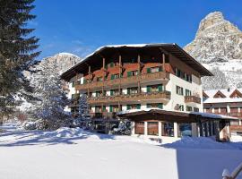 Hotel la Plaza, hotel i Corvara in Badia