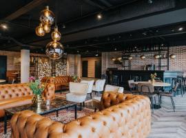 Hotel Sportsbar & Brasserie Dorhout Mees, hotell i Biddinghuizen