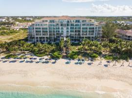 The Regent Grand, hotel em Grace Bay