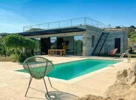 Villa esprit moderniste avec piscine