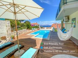 Eco Sunshine Apartments Lumbarda, hotel amb aparcament a Lumbarda