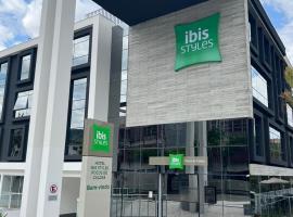 ibis Styles Poços de Caldas: Poços de Caldas'ta bir otoparklı otel