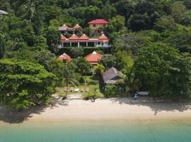 Soul Villas by The Beach Phuket, A Nature Retreat, vila u gradu Panwa Beach