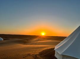 Desert Private Camps -ShootingStar Camp, hotel v destinácii Shāhiq