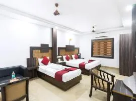 Hotel Kochi Crown