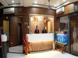 hotel puneet international