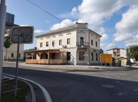 Family Hostel Pivka, hostel u gradu 'Pivka'