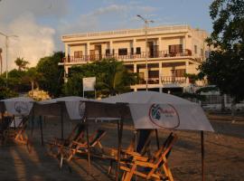 Hotel Montecarlo Beach, hotel di Tolu