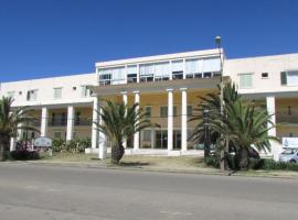 Ģimenes viesnīca Hotel Cabo Santa Maria pilsētā La Paloma