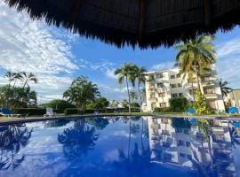 Magnifico Departamento, cocina equipada, 2 Recamaras 2 Baños , hasta 6 Personas, 3 albercas, playa a 50 mts wifi, aire acondicionado, hotel s bazenima u gradu 'Manzanillo'