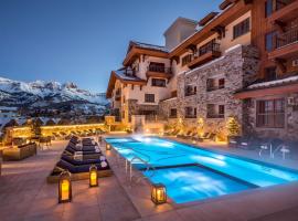 Luxury Residence at a 5 Star Hotel at the Heart of Mountain Village - Telluride, hotell sihtkohas Telluride