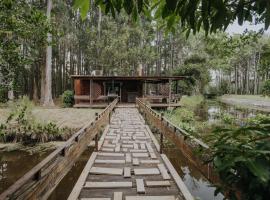 Cabañas en el Bosque a 5 minutos del mar - Estancia CH, smáhýsi í Punta del Este