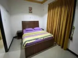 EXPRESS O 91923 Homestay Zona