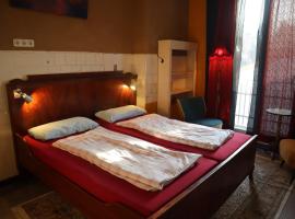 schickSAAL*, hotel u gradu Libek