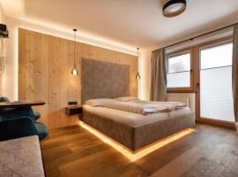 Hotel Garni Landhaus Platzer, hotel u gradu Cel am Ciler