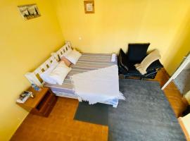 Perfect Travel-Stop Room 3Km From Nanyuki Town - Charell View, готель у місті Наньюкі