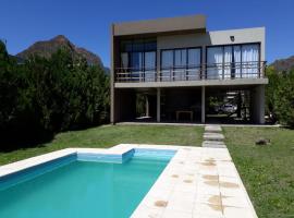 Chalet en Valle Grande - En Solar del Valle Country Club, hotel din Valle Grande