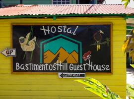 Bastimentos Hill Guest House, hotel v destinácii Bocas Town