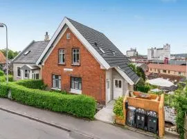 Beautiful Apartment In Svendborg With House Sea View