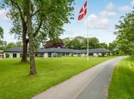 Awesome Home In Holstebro With Kitchen