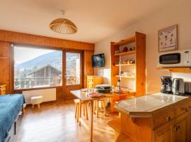 Charming studio at the foot of the ice rink, ξενοδοχείο σε Le Grand-Bornand