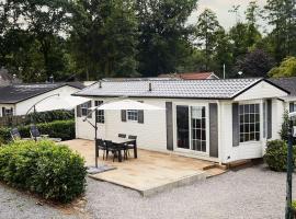 4 persons chalet Valkenbosch situated in the forested area, hotel i Oisterwijk