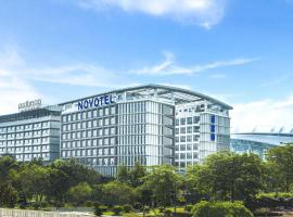 Novotel Guangzhou Baiyun Airport - Canton Fair Free Shuttle Bus & Official Registration Agency, מלון זול בחואה דו