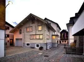 Charming Swiss Chalet Andermatt