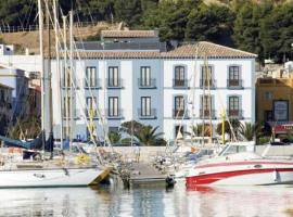 Hotel El Raset, hotel a Denia