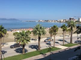 LUX SEAVIEW APARTMENT, resort sa Vlorë