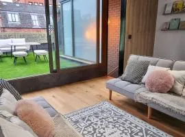 Stunning Luxury Townhouse in Centre of Manchester