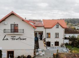 La Fontaine, hotel en Hunedoara