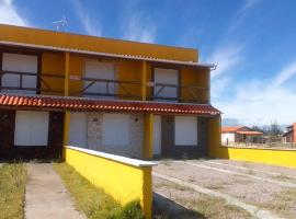 Recanto das Pedras - CASA Pedra Portuguesa - Com vista para o mar, hotel a Jaguaruna