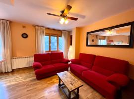 Apartament La Falla - L'Amfitriona, hotel em Sort