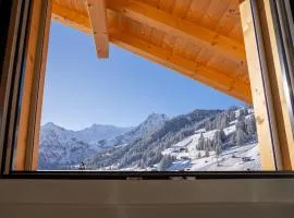 Chuenislodge3 neu&stilvoll, 2Balkone, echtes Bijou mit top-Aussicht