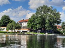 Hotel-Pension Seebad "Seegenuss-Natur-Spa", spaahotell sihtkohas Sulzberg