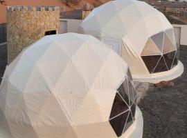 Desert Bidiya Domes、Bidiyahのホテル