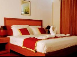 Pearlspot Hotel, hotell i Kumarakom