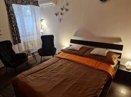 Tóvárosi apartman, hotel sa Tata