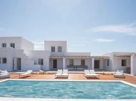 Villa KLAR, on the Outskirts of Naousa , Paros