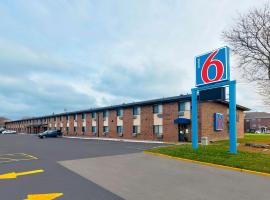 Motel 6-Oak Creek, WI, hotel povoľujúci pobyt s domácimi zvieratami v destinácii Oak Creek