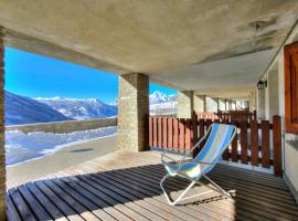 Abeti Ski Apartments - Happy Rentals, hotel en Sestriere