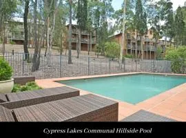 Villa 2br Chablis Villa located within Cypress Lakes Resort