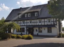 Landschaftsgasthaus Schanze 1, готель у місті Шмалленберг