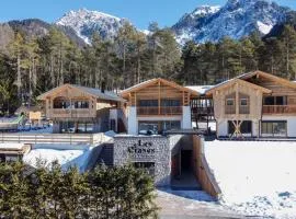 Les Ciases Chalets Dolomites Apt 4