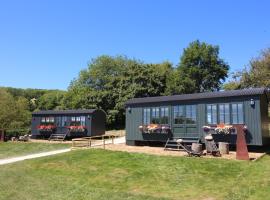 하이드에 위치한 호텔 Hog Deer Creek - At Port Lympne Reserve